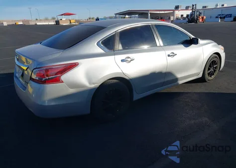 2013 Nissan Altima 2.5 S z USA, uszkodzony, nr VIN 1N4AL3AP7DN572531
